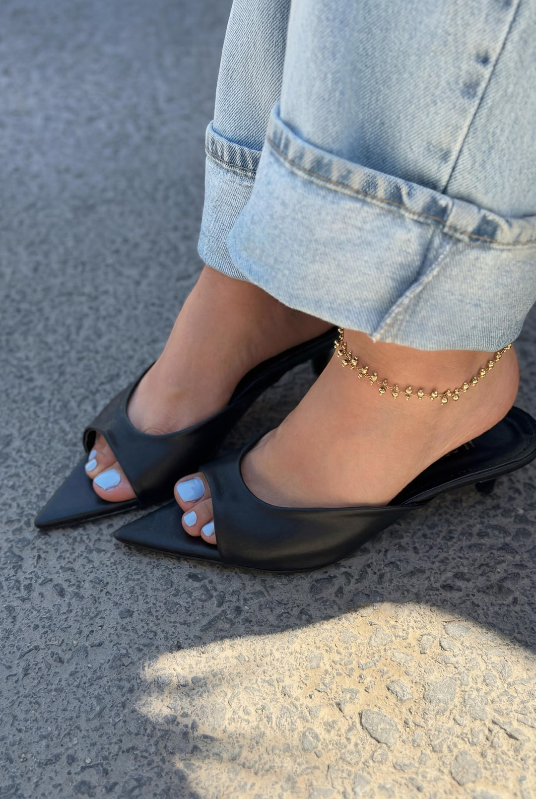 Boreni Siyah Mat Deri Kadın Topuklu Terlik - ILOVESHOES