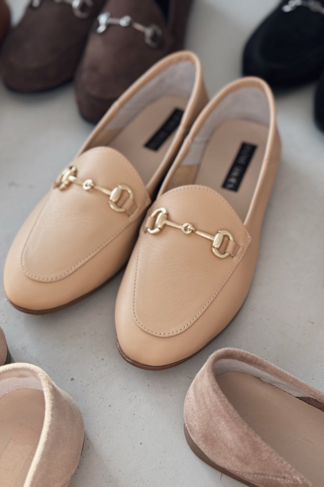 Palvora Hakiki Deri Toka Detaylı Kadın Loafer Krem - ILOVESHOES