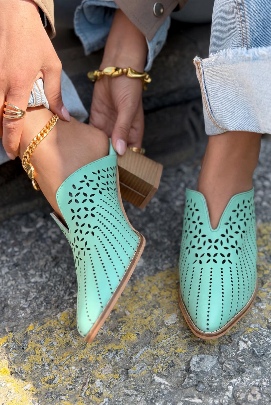 Noravina Hakiki Deri Topuklu Terlik Su Yeşili - ILOVESHOES