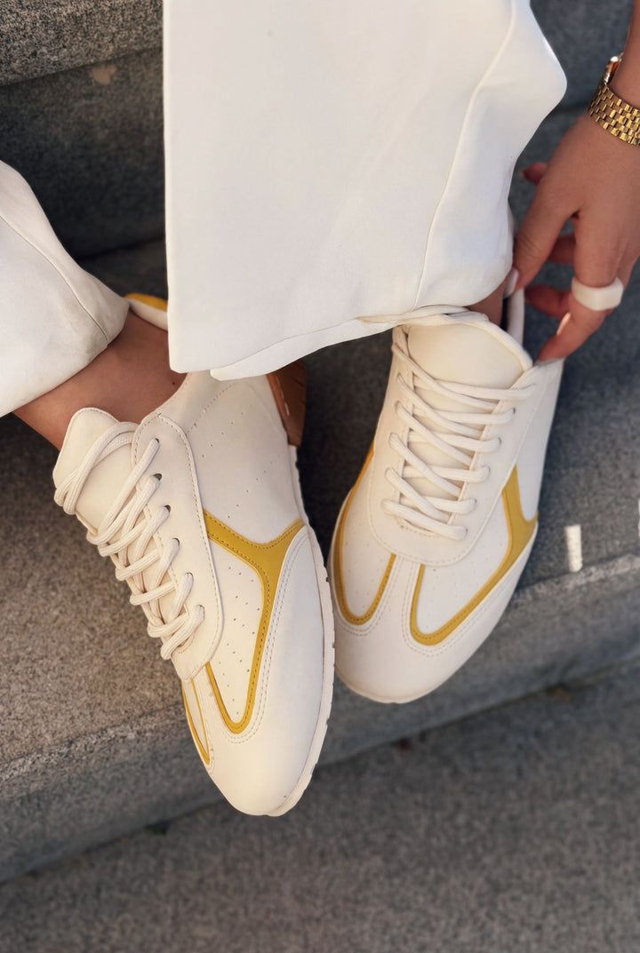 Rosven Sarı Mat Deri Kadın Spor Ayakkabı - ILOVESHOES