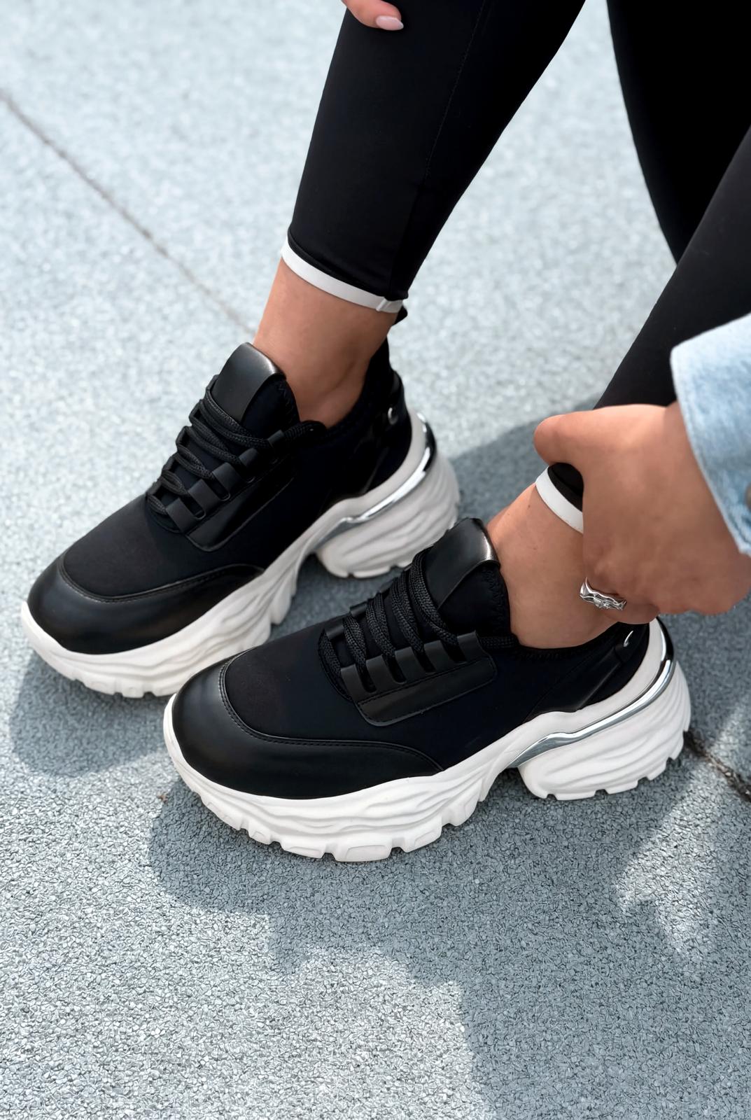 Solin Kadın Spor Ayakkabı Siyah - ILOVESHOES