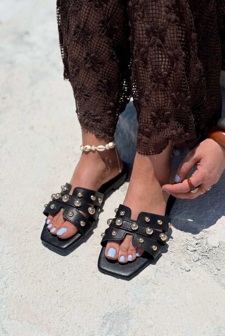Vexor Siyah Mat Deri Troklu Kadın Terlik - ILOVESHOES