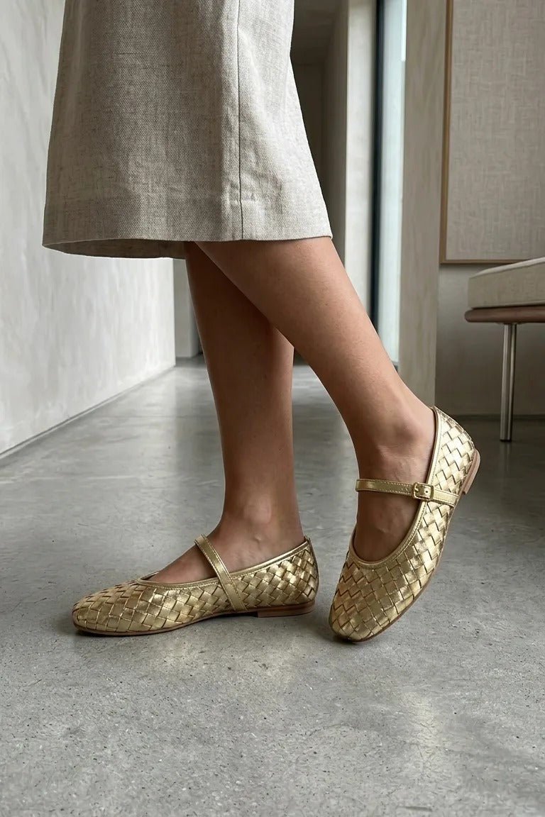 Roselle Gold Parlak Deri Kadın Babet - ILOVESHOES