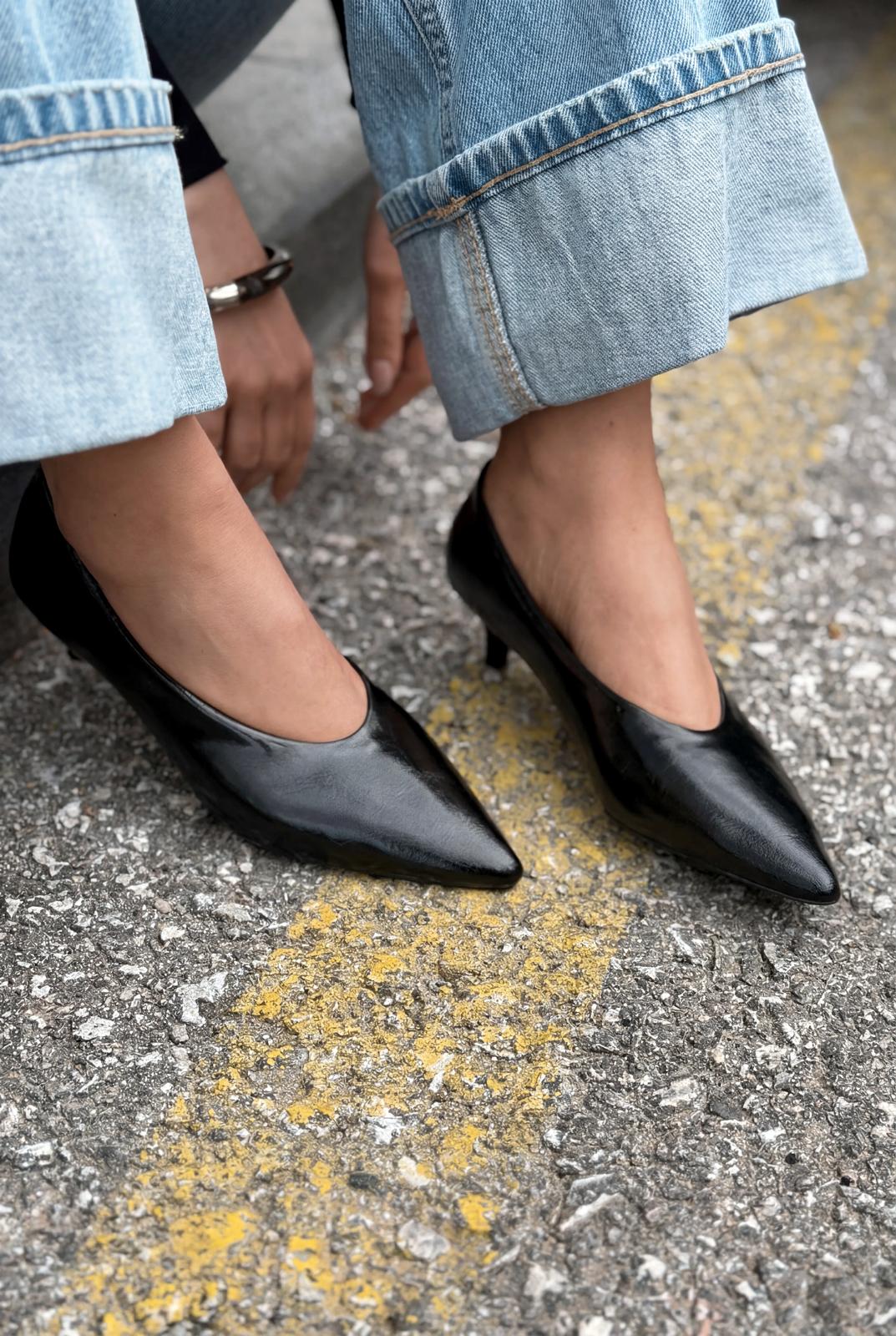 Seranis Hakiki Deri Stiletto Siyah Kırışık Rugan - ILOVESHOES