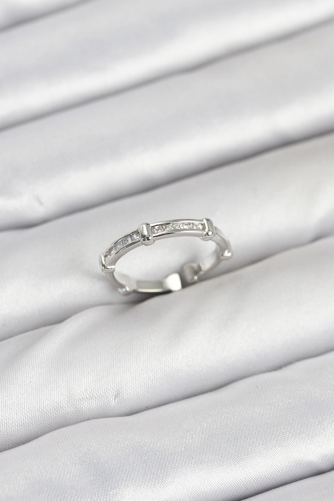 ILS - 1010 Kadın Yüzük Gümüş Pirinç Zirkon Taşlı - ILOVESHOES