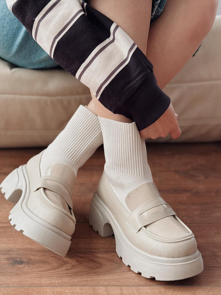 Celora Kadın Kalın Taban Bot Bej Triko - ILOVESHOES