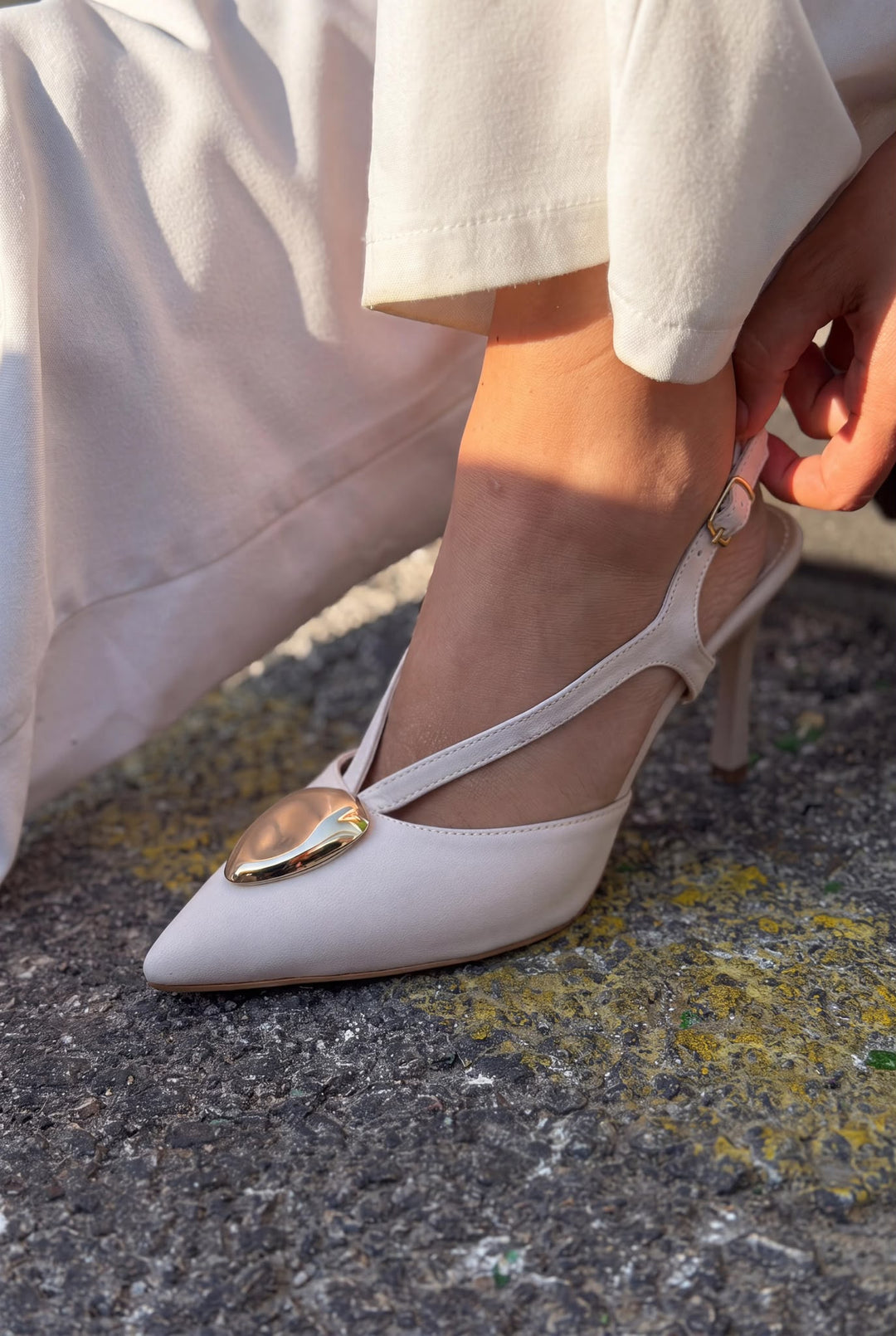 Luvieva Bej Saten Kadın Stiletto