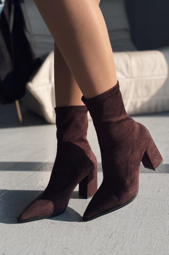 Ardews Süet Topuklu Çorap Bot Acı Kahve - ILOVESHOES