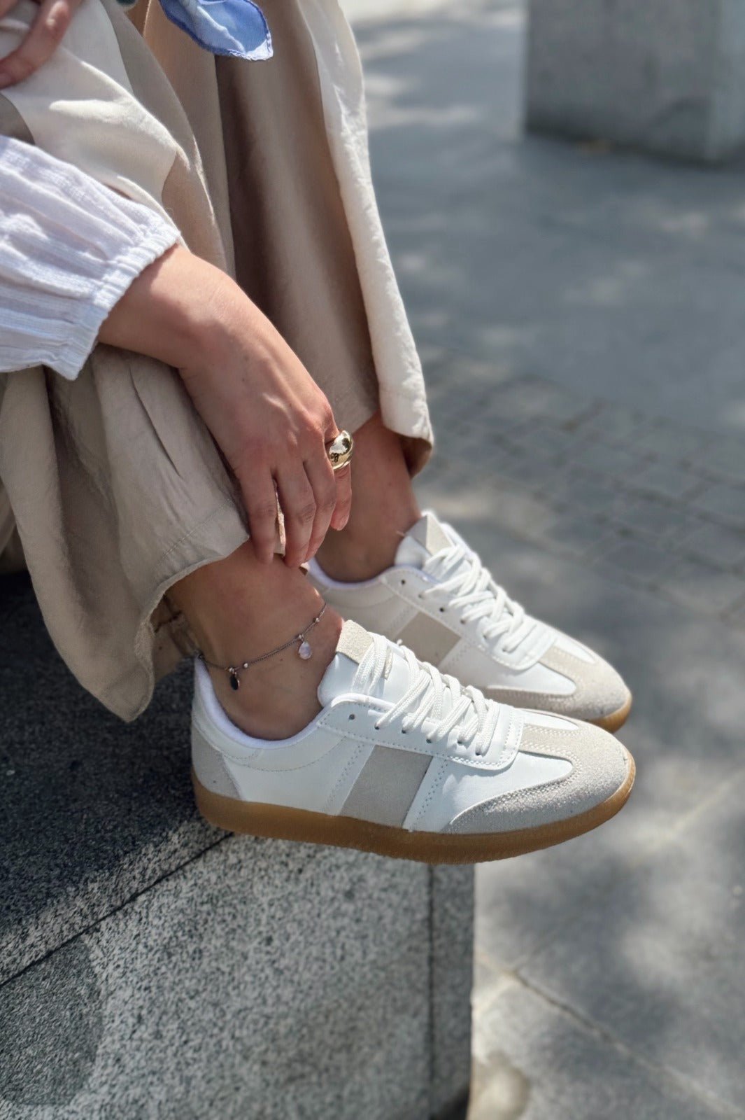 Galysia Beyaz Termo Taban Kadın Spor Ayakkabı - ILOVESHOES