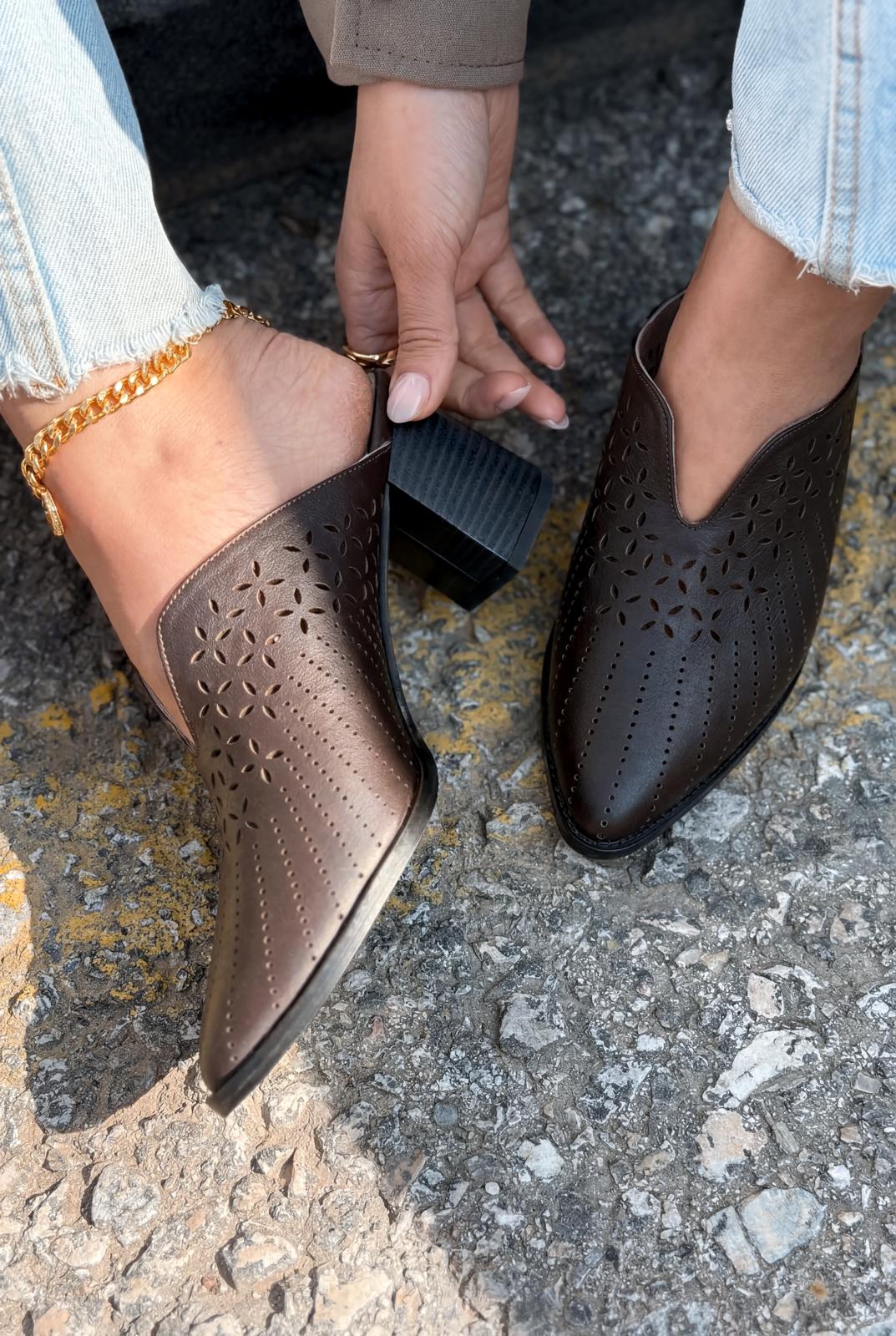 Noravina Hakiki Deri Topuklu Terlik Acıkahve - ILOVESHOES