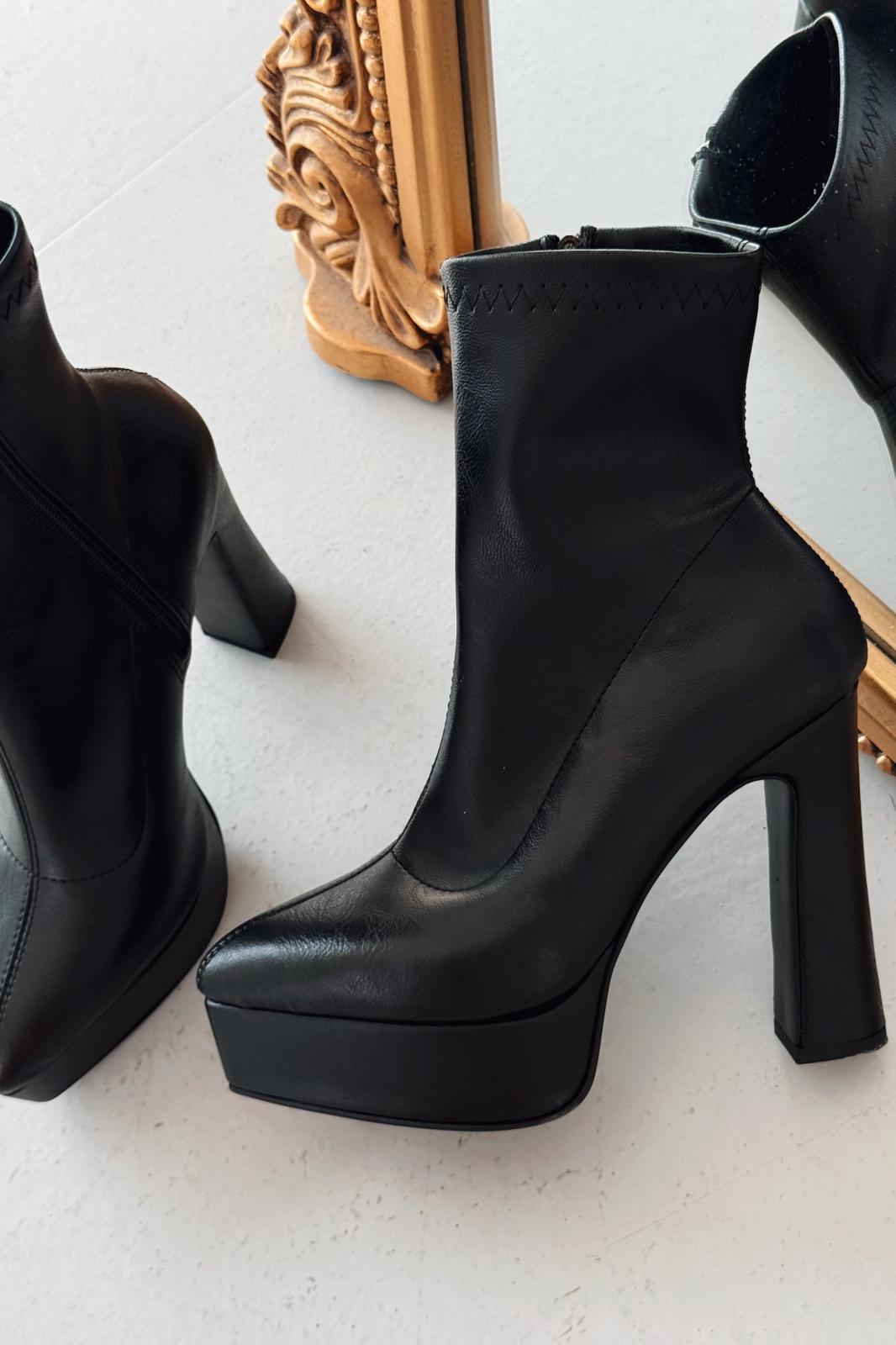 Inora Kadın Platform Topuklu Streç Bot Siyah Mat Deri - ILOVESHOES