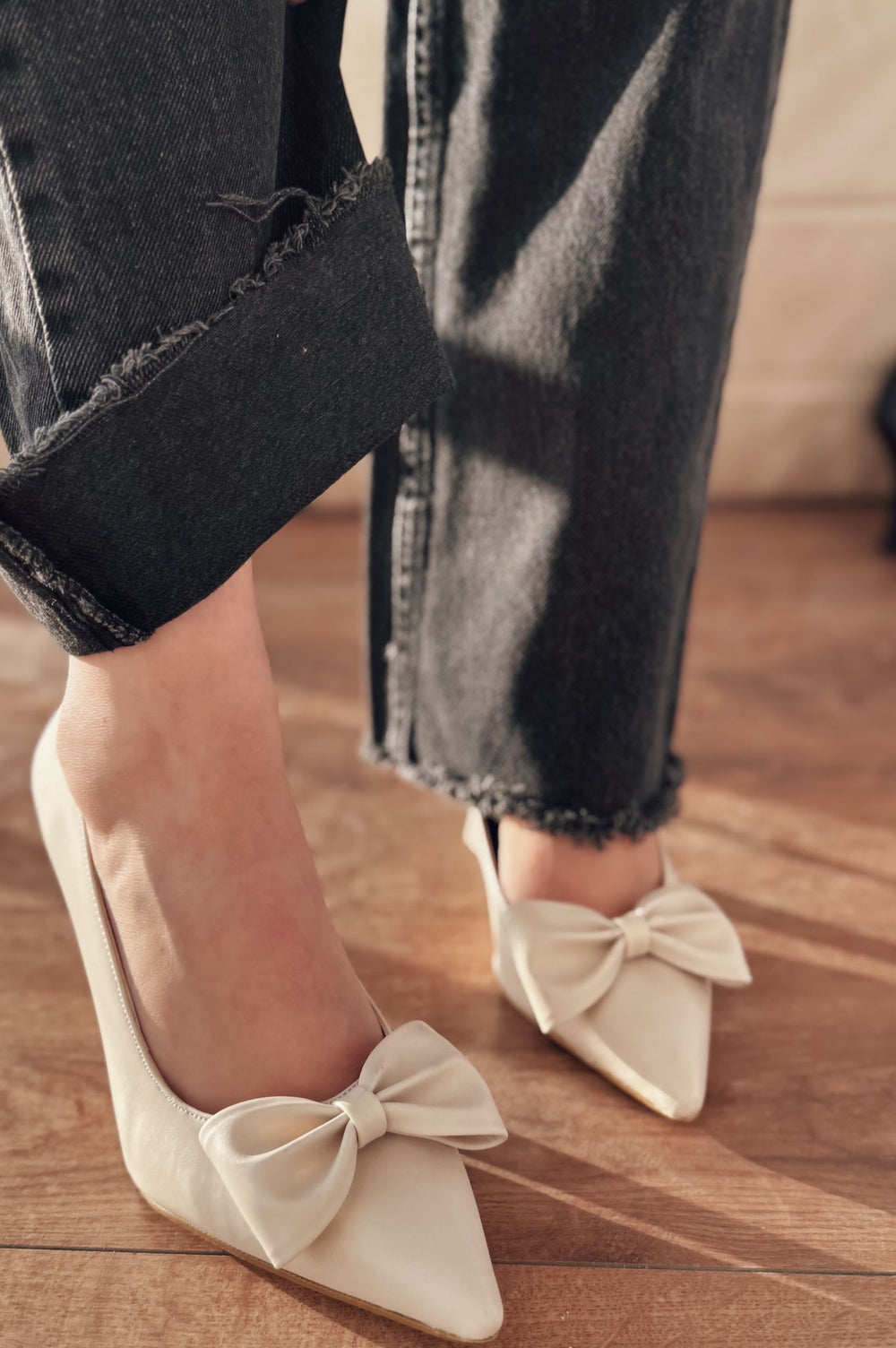 Odrin Mat Deri Bej Fiyonk Detaylı Stiletto - ILOVESHOES