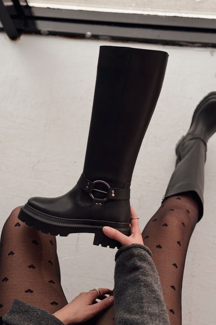 Lumio Siyah Fermuarlı Günlük Kadın Çizme
