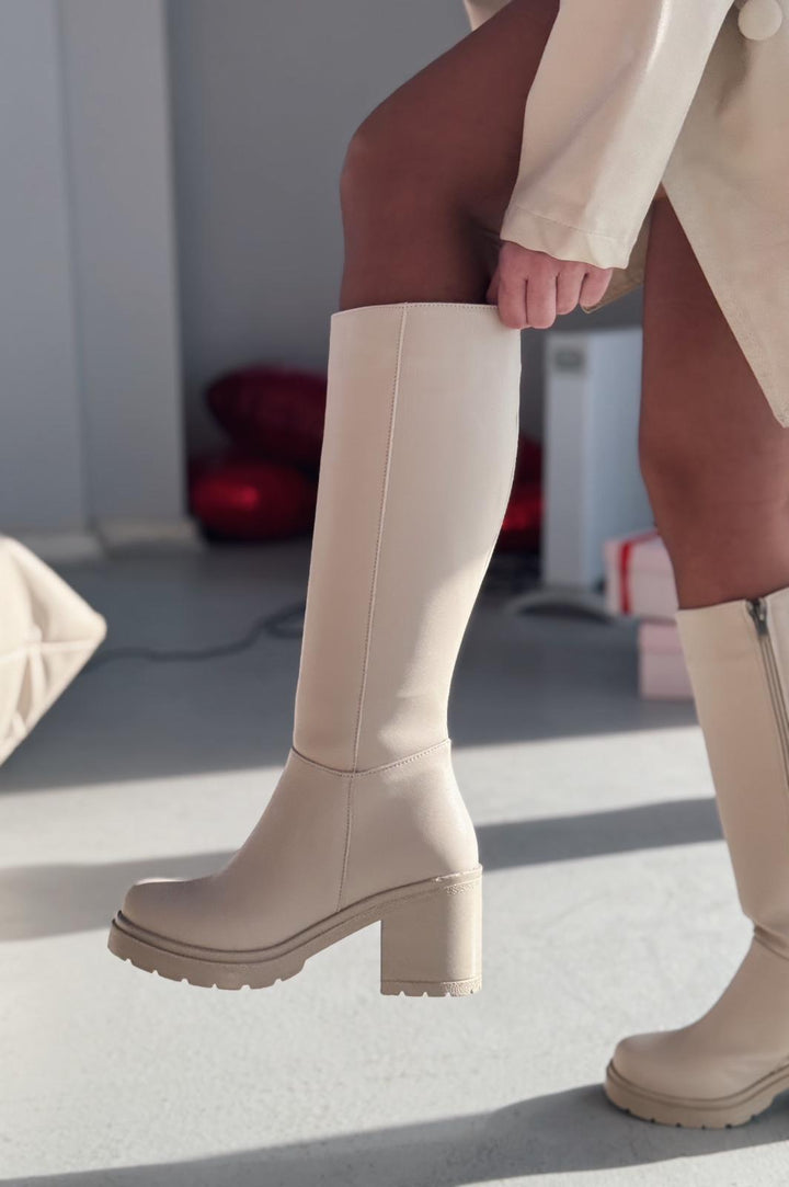 Lumira Bej Fermuarlı Günlük Kadın Çizme - ILOVESHOES