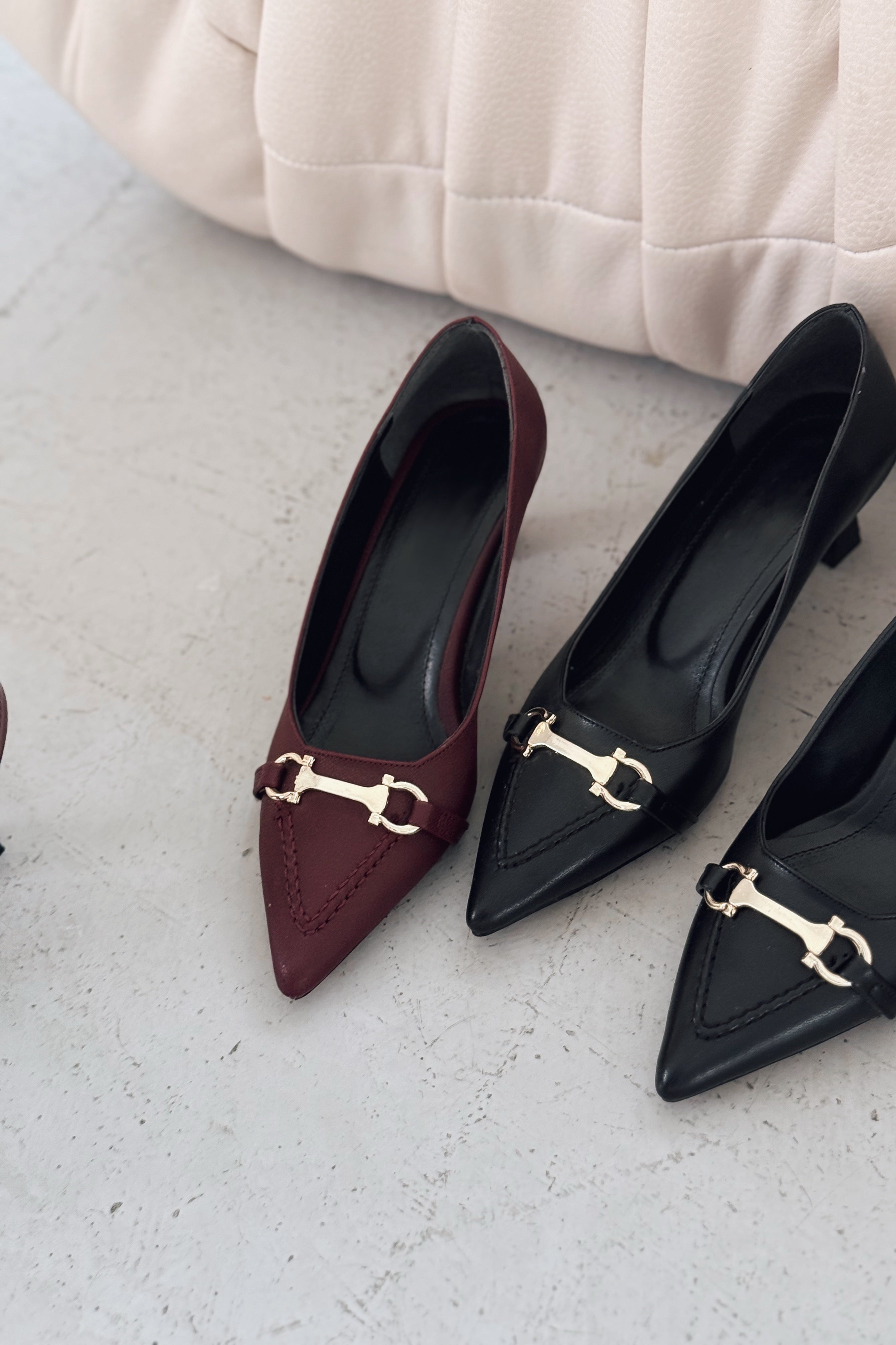 Maris Mat Deri Bordo Toka Detaylı Stiletto