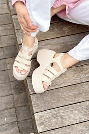 Oneyas Mat Deri Kadın Topuklu Sandalet Bej - ILOVESHOES Türkiye