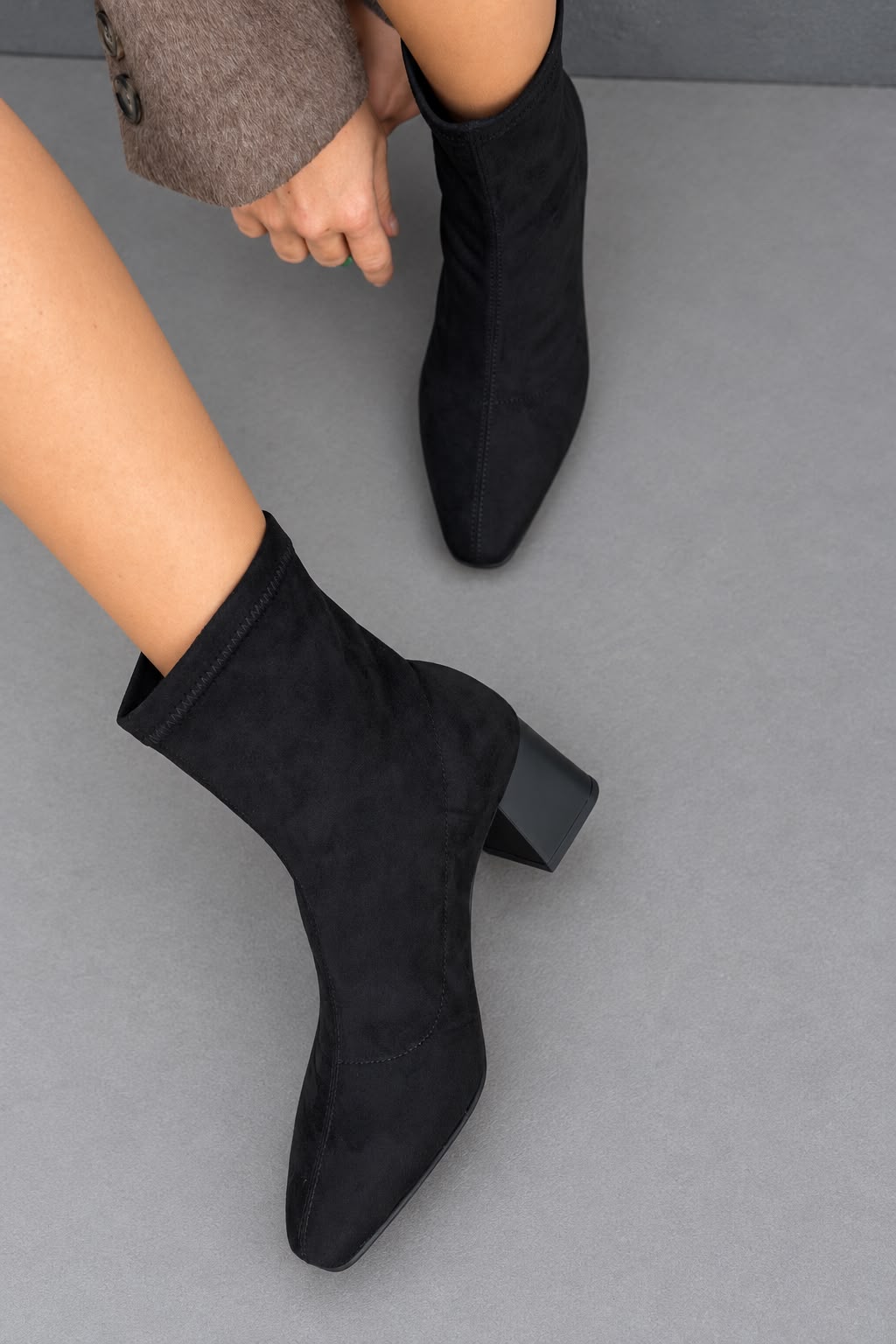 Delsia Siyah Süet Kadın Streç Bot - ILOVESHOES