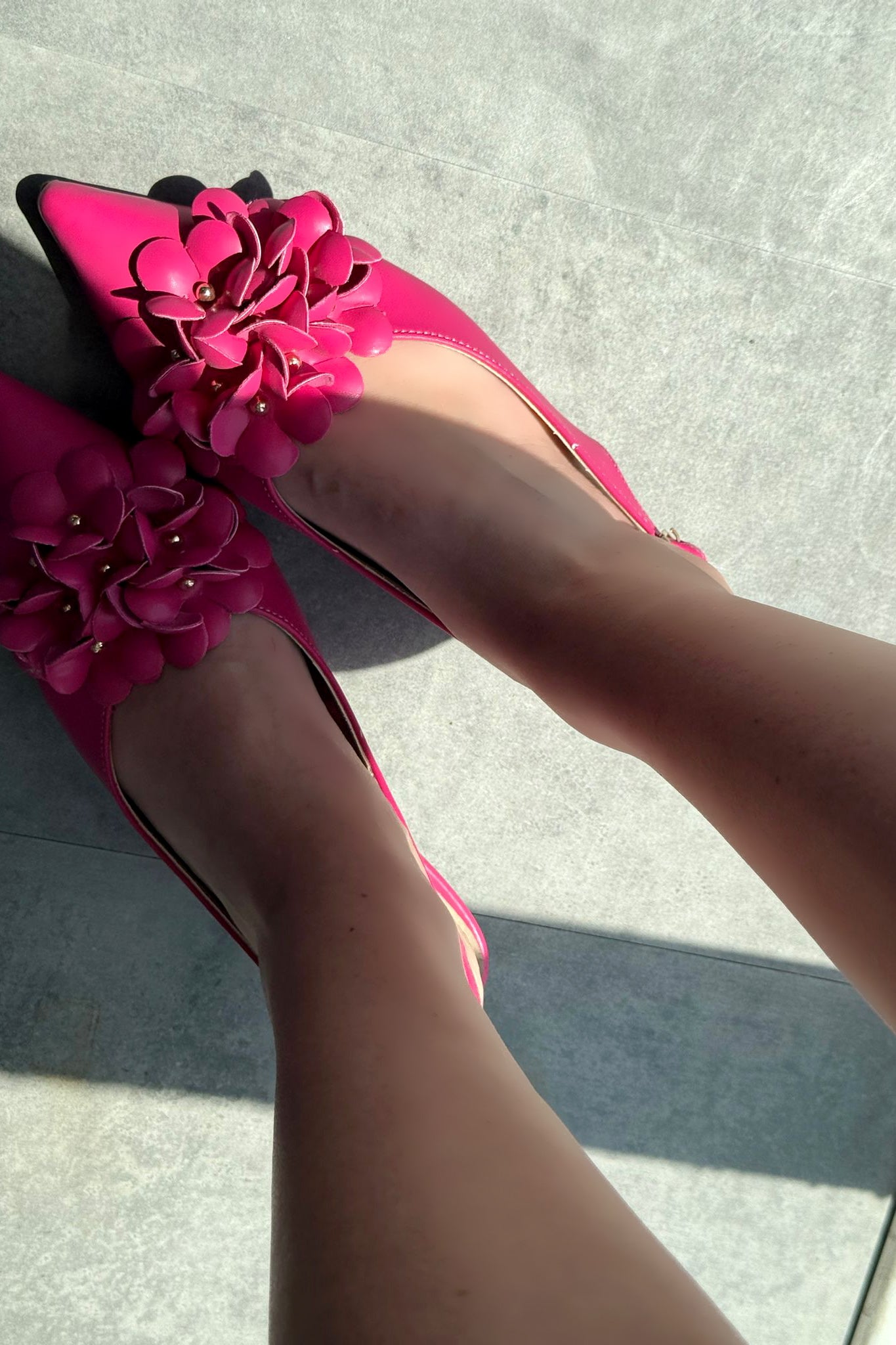Lavexso Mat Deri Çiçek Detaylı Kadın Babet Fuşya - ILOVESHOES
