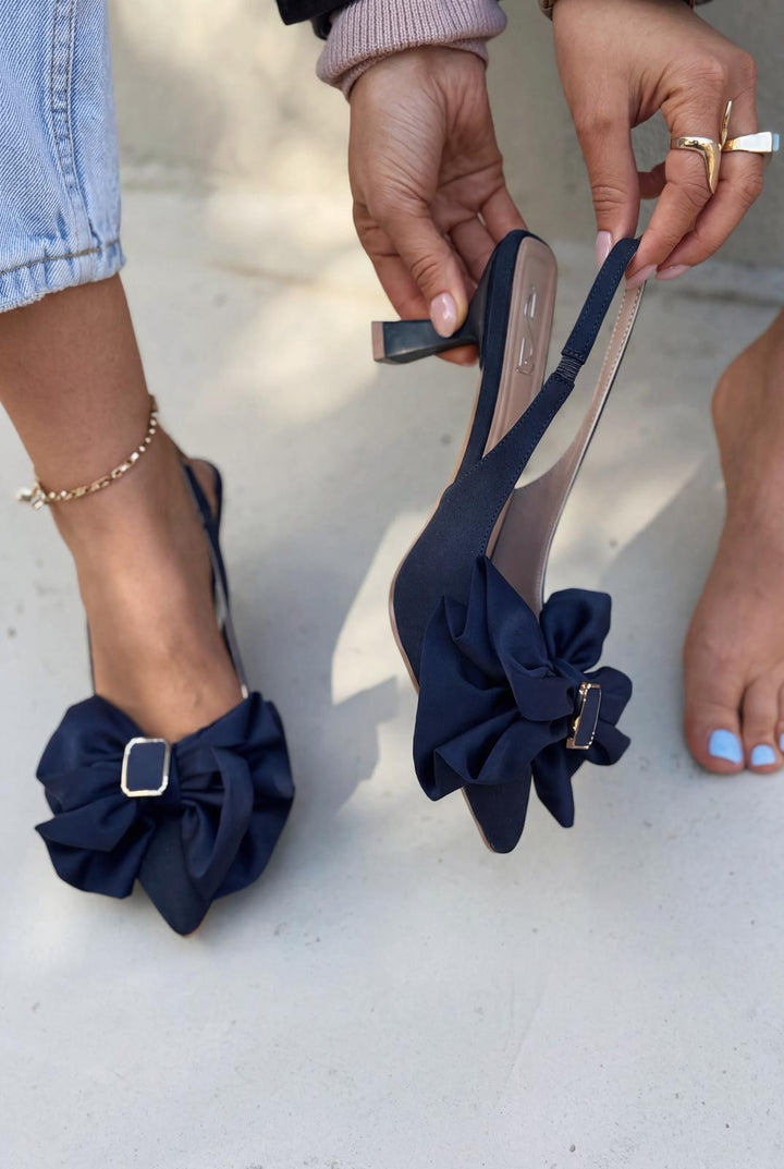 Velune Stiletto Lacivert Saten Fiyonk Detaylı - ILOVESHOES