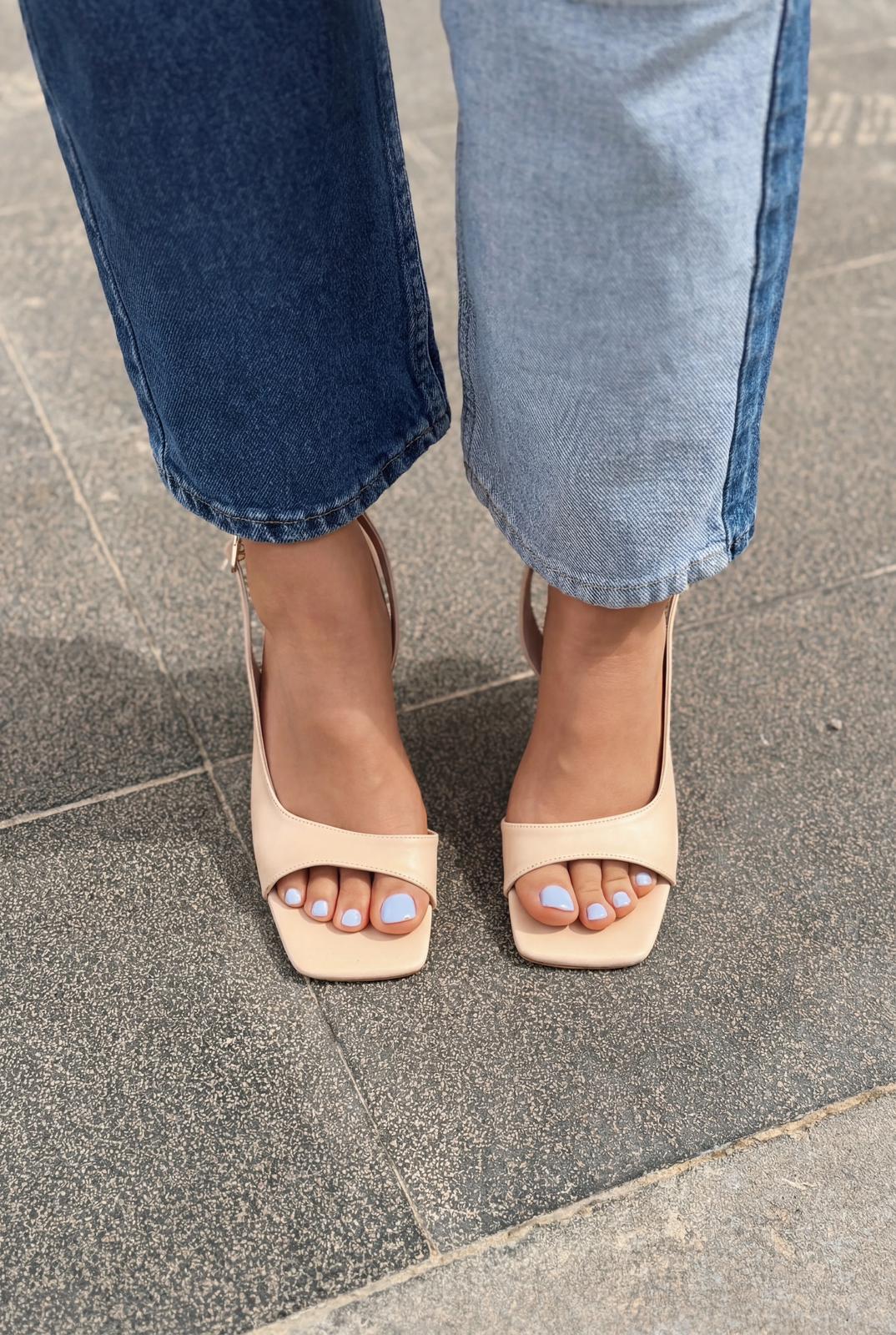 Solvion Topuklu Sandalet Nude Mat Deri - ILOVESHOES