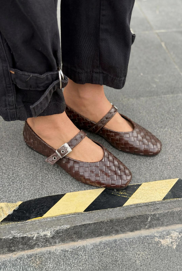 Vespera Kadın Babet Acıkahve Mat Deri - ILOVESHOES