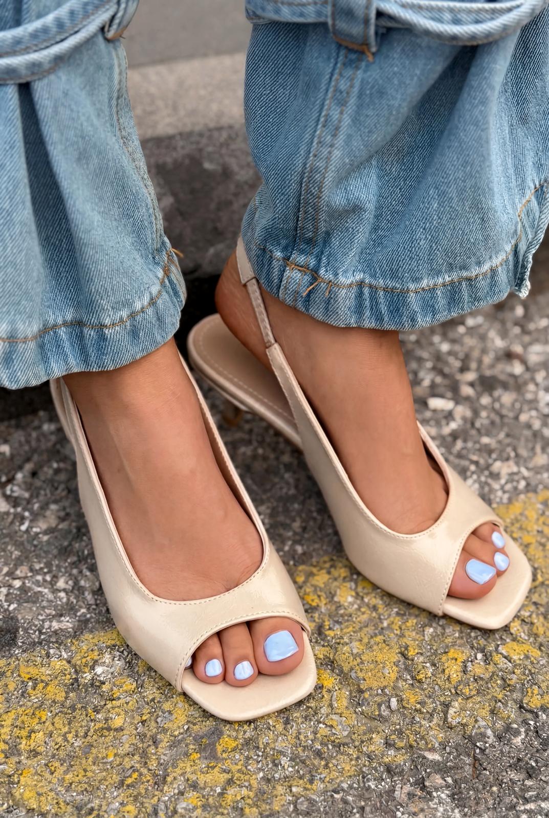 Velavo Topuklu Sandalet Bej Kırışık Rugan - ILOVESHOES