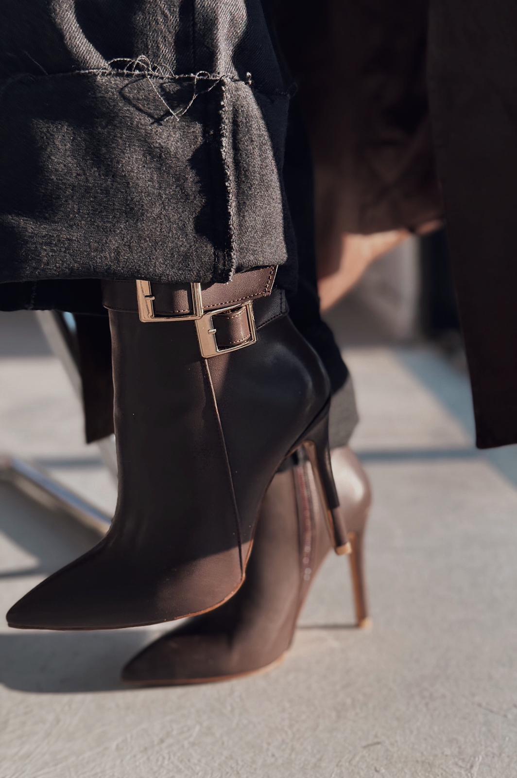 Traxes Mat Deri Toka Detaylı Acı Kahve Kadın Bot - ILOVESHOES