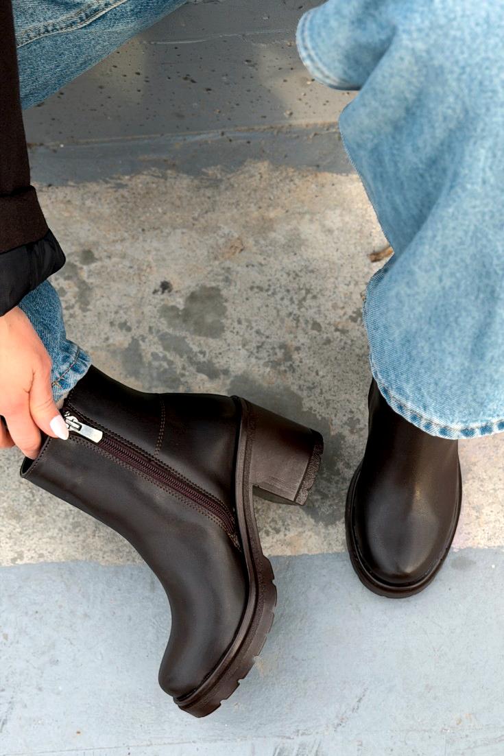 Fivra Kahverengi Fermuarlı Kalın Topuklu Günlük Kadın Bot - ILOVESHOES