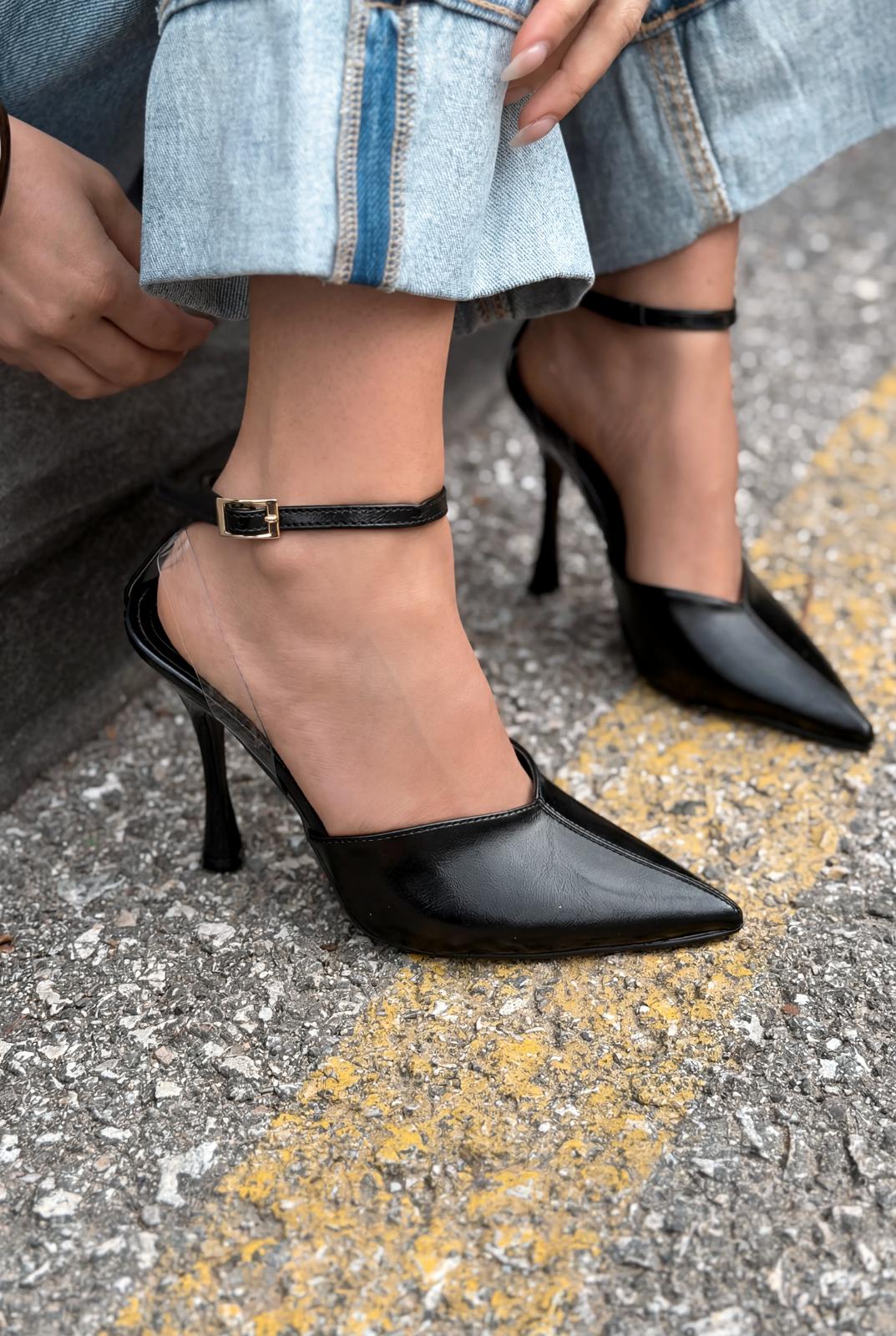 Rovire Siyah Kırışık Deri Kadın Stiletto - ILOVESHOES