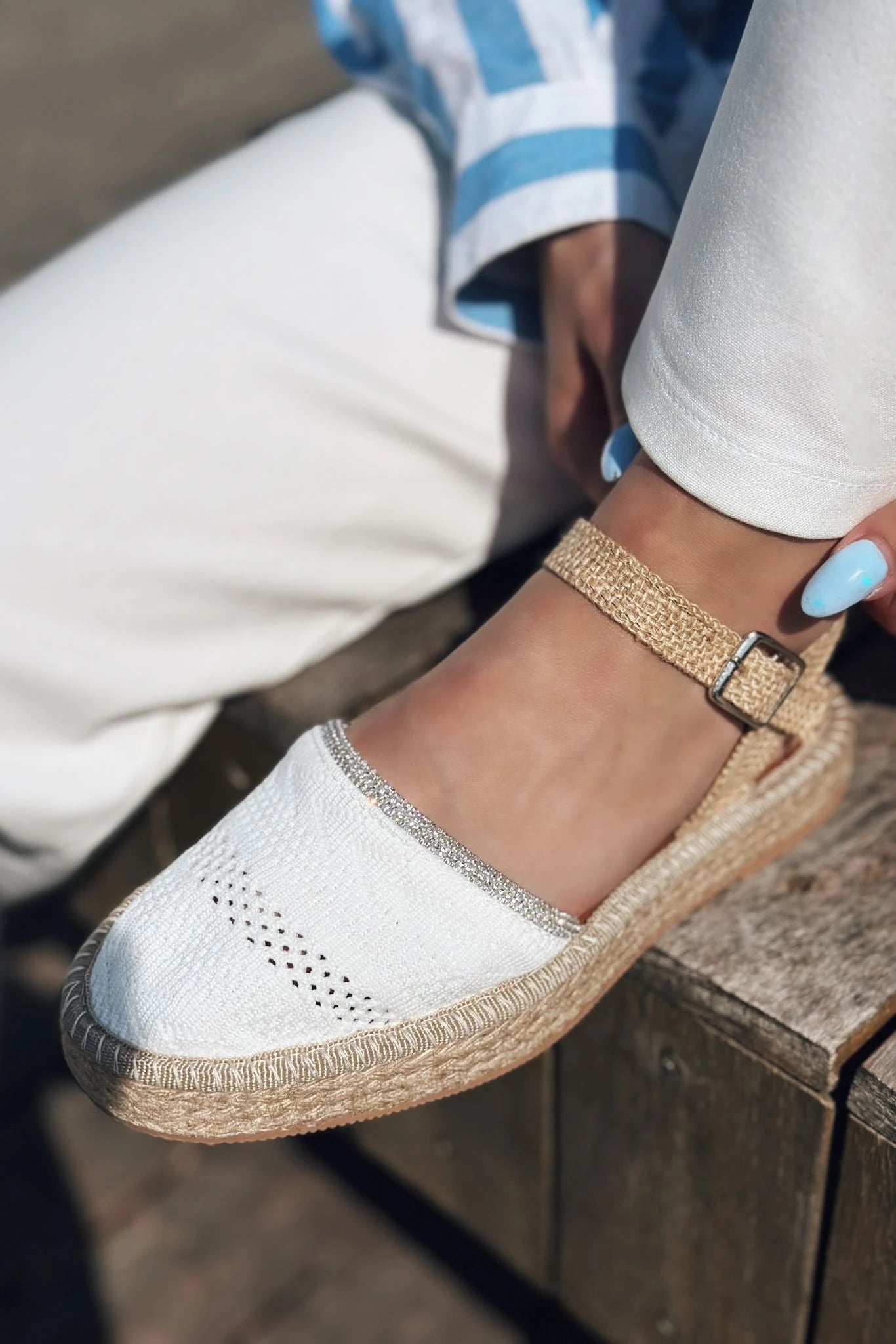 Crote Tekstil Taş Detaylı Espadril Beyaz