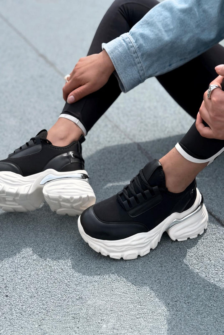 Solin Kadın Spor Ayakkabı Siyah - ILOVESHOES