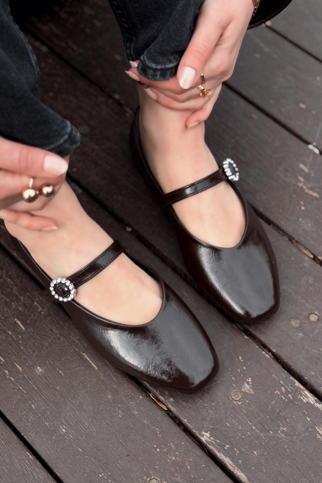 Selia Kadın Babet Acıkahve Kırışık Rugan - ILOVESHOES