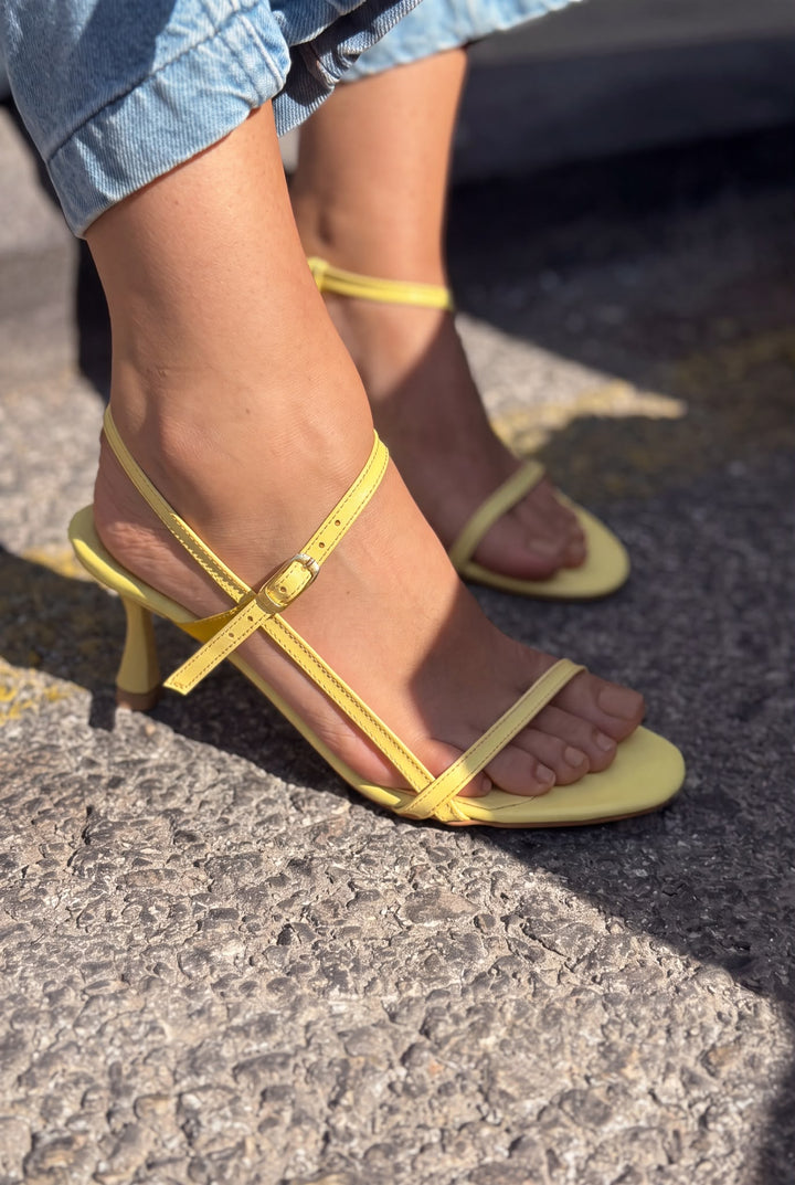 Danire Sarı Mat Deri Kadın Topuklu Sandalet - ILOVESHOES