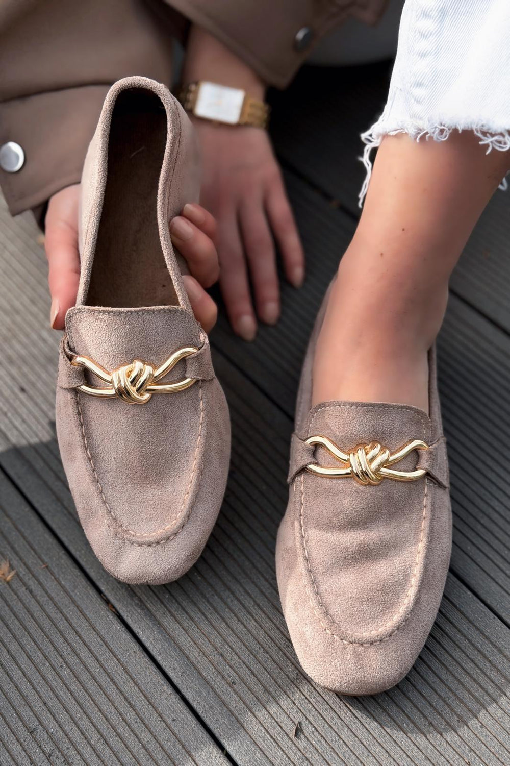 Avelis Kadın Loafer Bej Süet Fiyonk Detaylı - ILOVESHOES