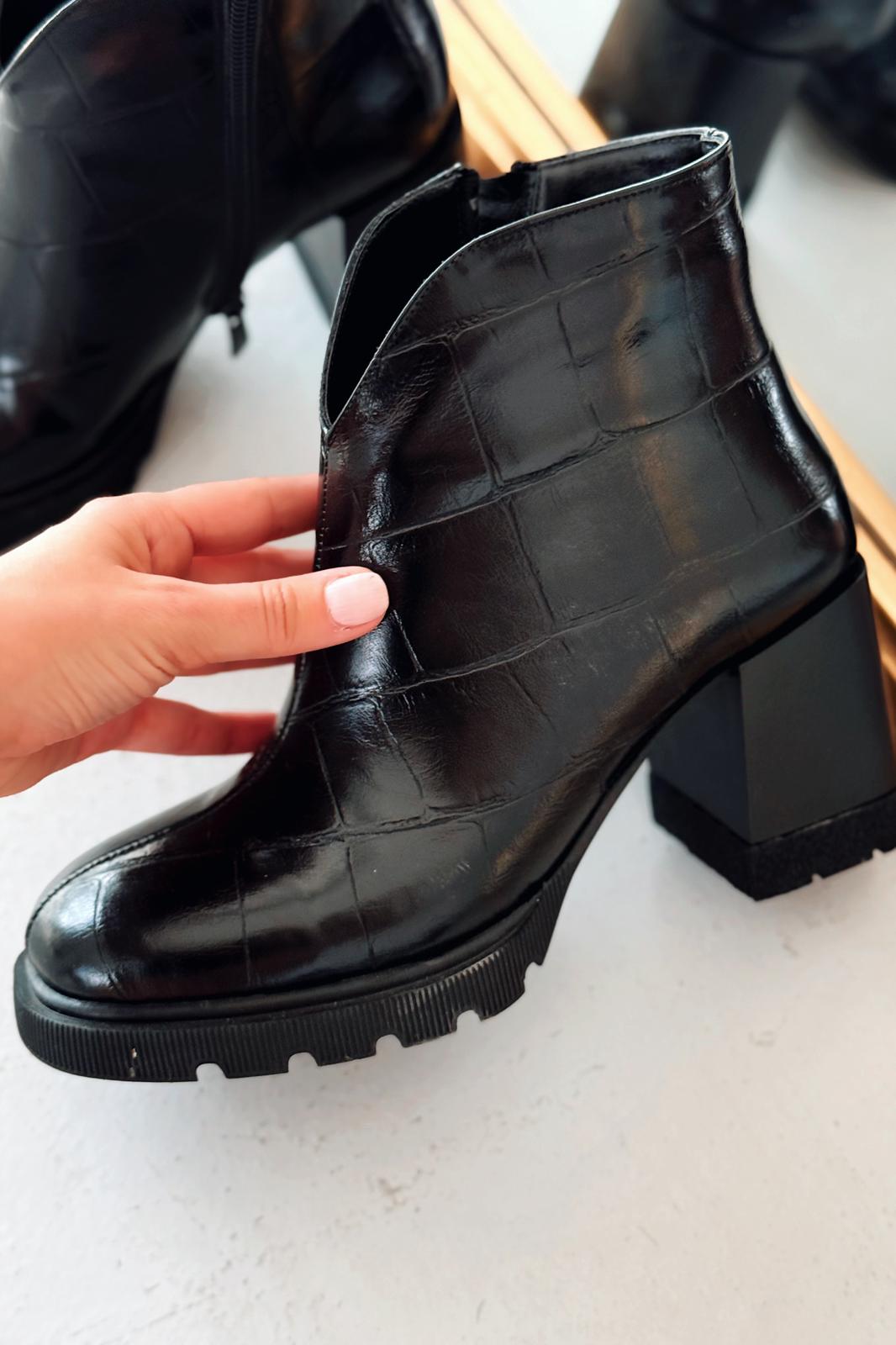 Rancel Kadın Topuklu Bot Siyah Parlak Deri - ILOVESHOES
