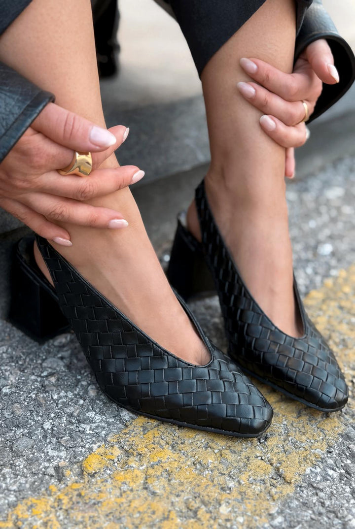 Meladina Topuklu Ayakkabı Siyah Mat Deri Örgü Desenli - ILOVESHOES
