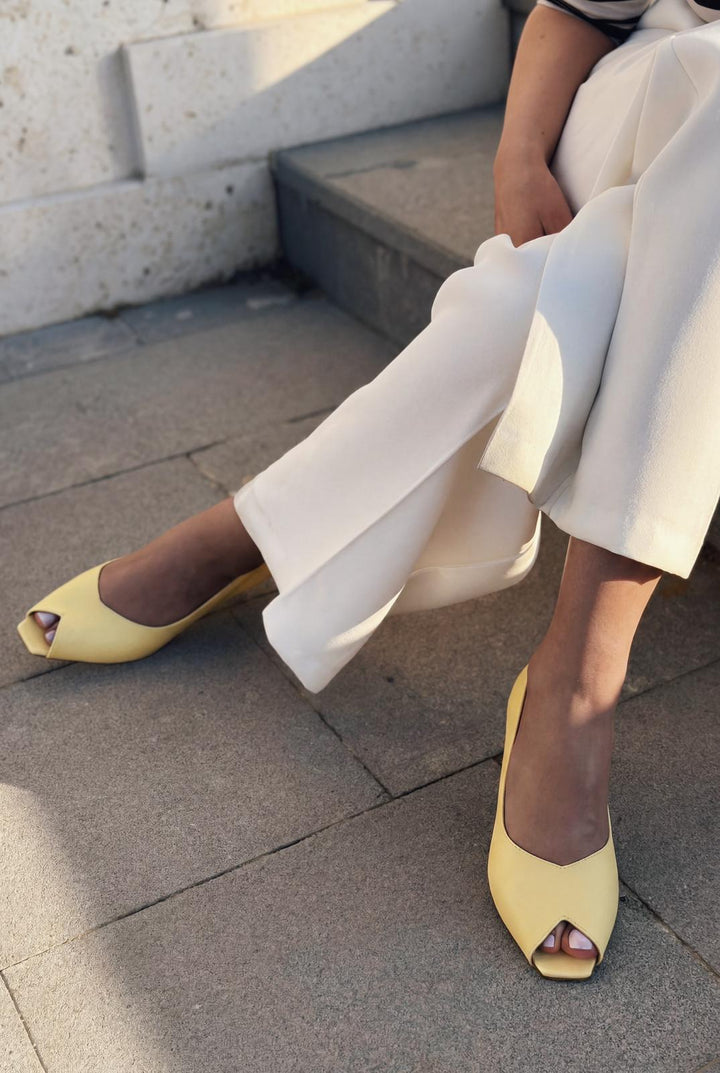Norvion Hakiki Deri Sarı Mat Deri Kadın Topuklu Ayakkabı - ILOVESHOES