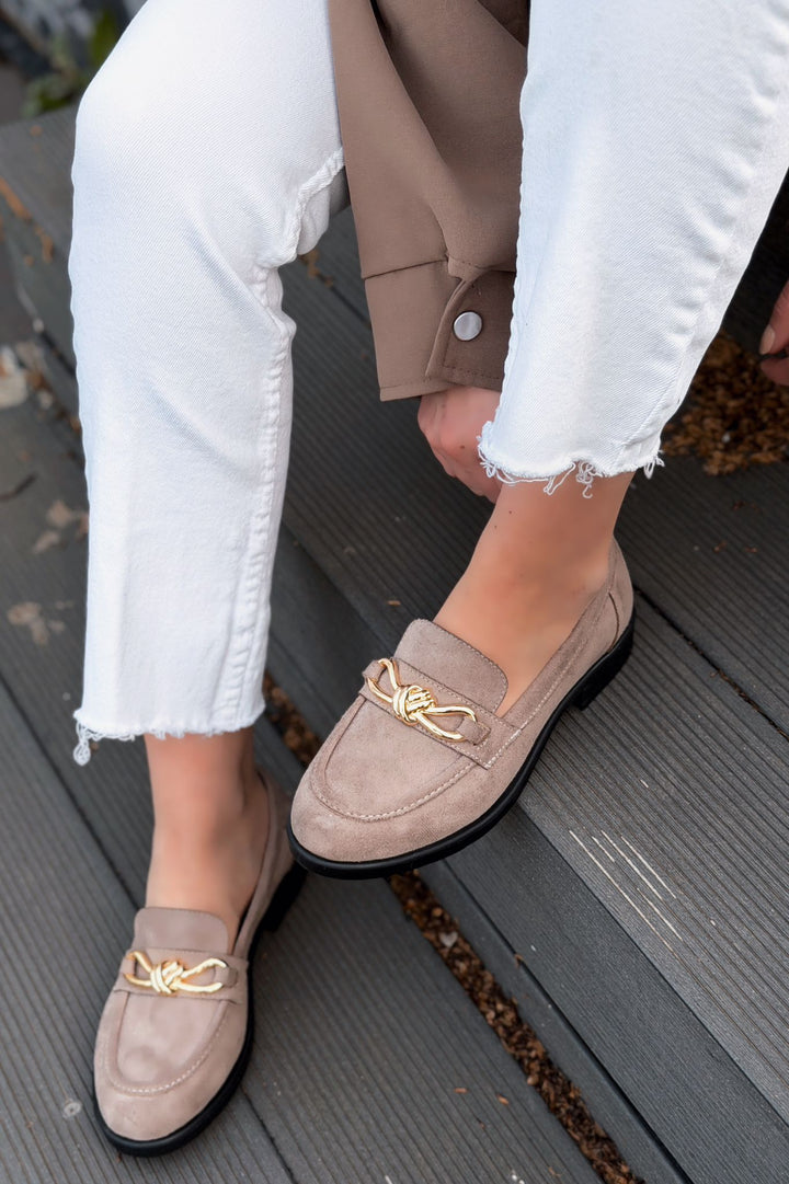 Norel Kadın Loafer Vizon Süet Fiyonk Detaylı - ILOVESHOES
