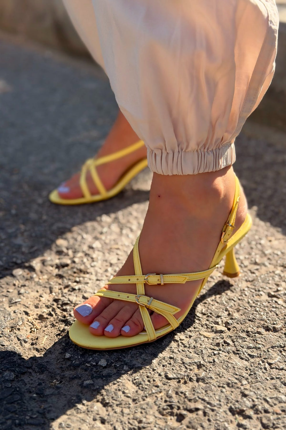 Mestro Sarı Mat Deri Kadın Topuklu Sandalet - ILOVESHOES