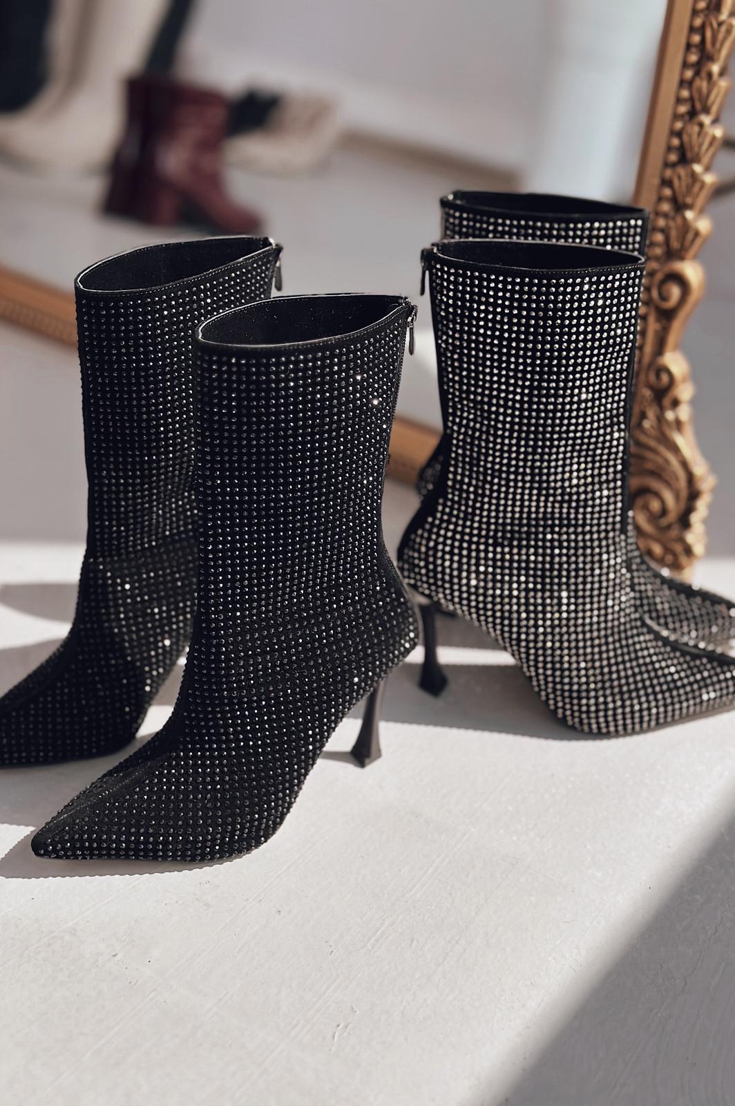 Simley Topuklu Kadın Çizme Siyah Siyah Gri Taşlı - ILOVESHOES