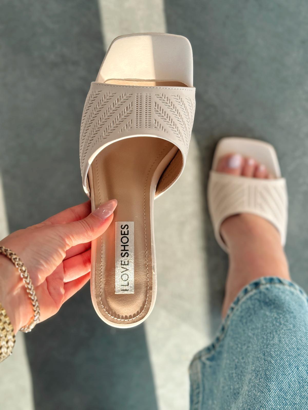 Minya Mat Deri Bej Desenli Kalın Topuklu Terlik - ILOVESHOES