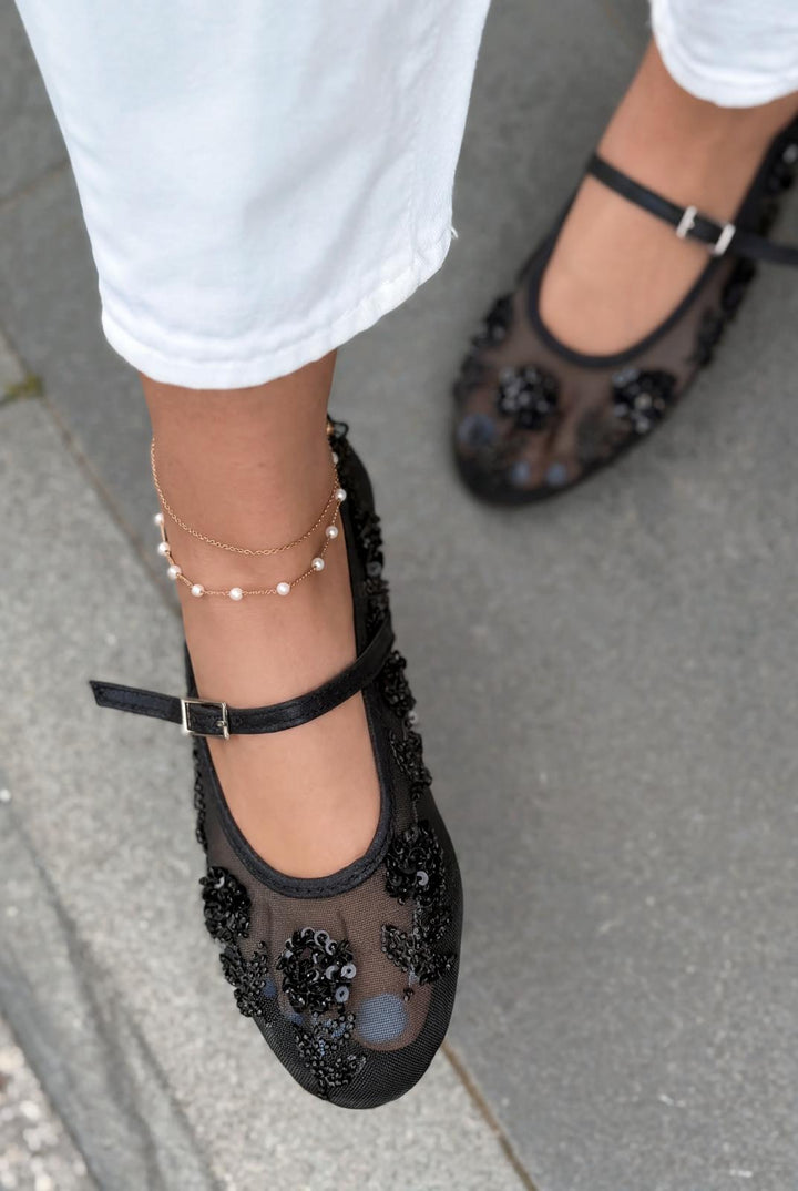 Telora Kadın Babet Siyah Nakışlı - ILOVESHOES