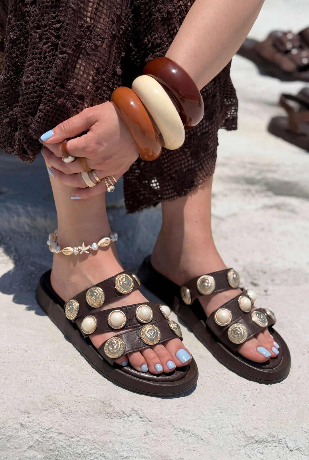 Carven Acı Kahve Mat Deri Kadın Terlik - ILOVESHOES