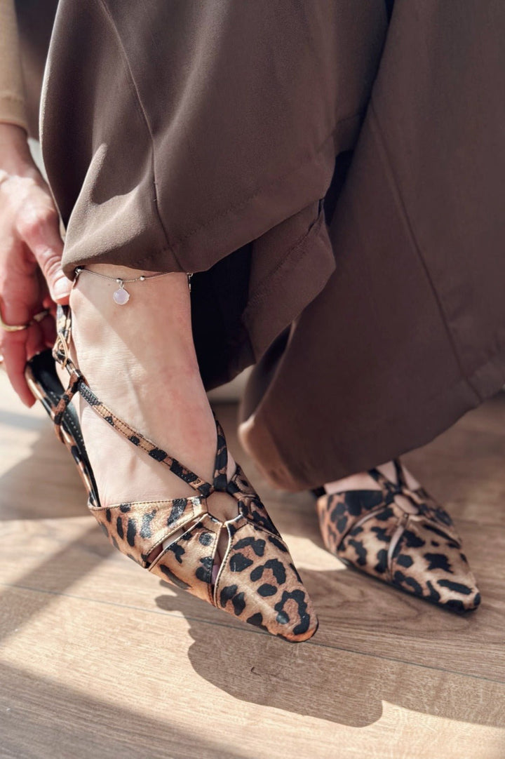 Ozeras Saten Leo Desenli Kısa Topuklu Stiletto - ILOVESHOES