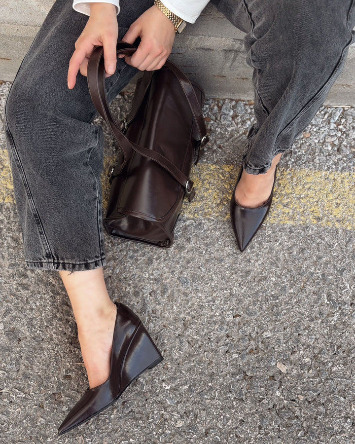 Laretta Vintage Baget Çanta Acıkahve Mat Deri - ILOVESHOES