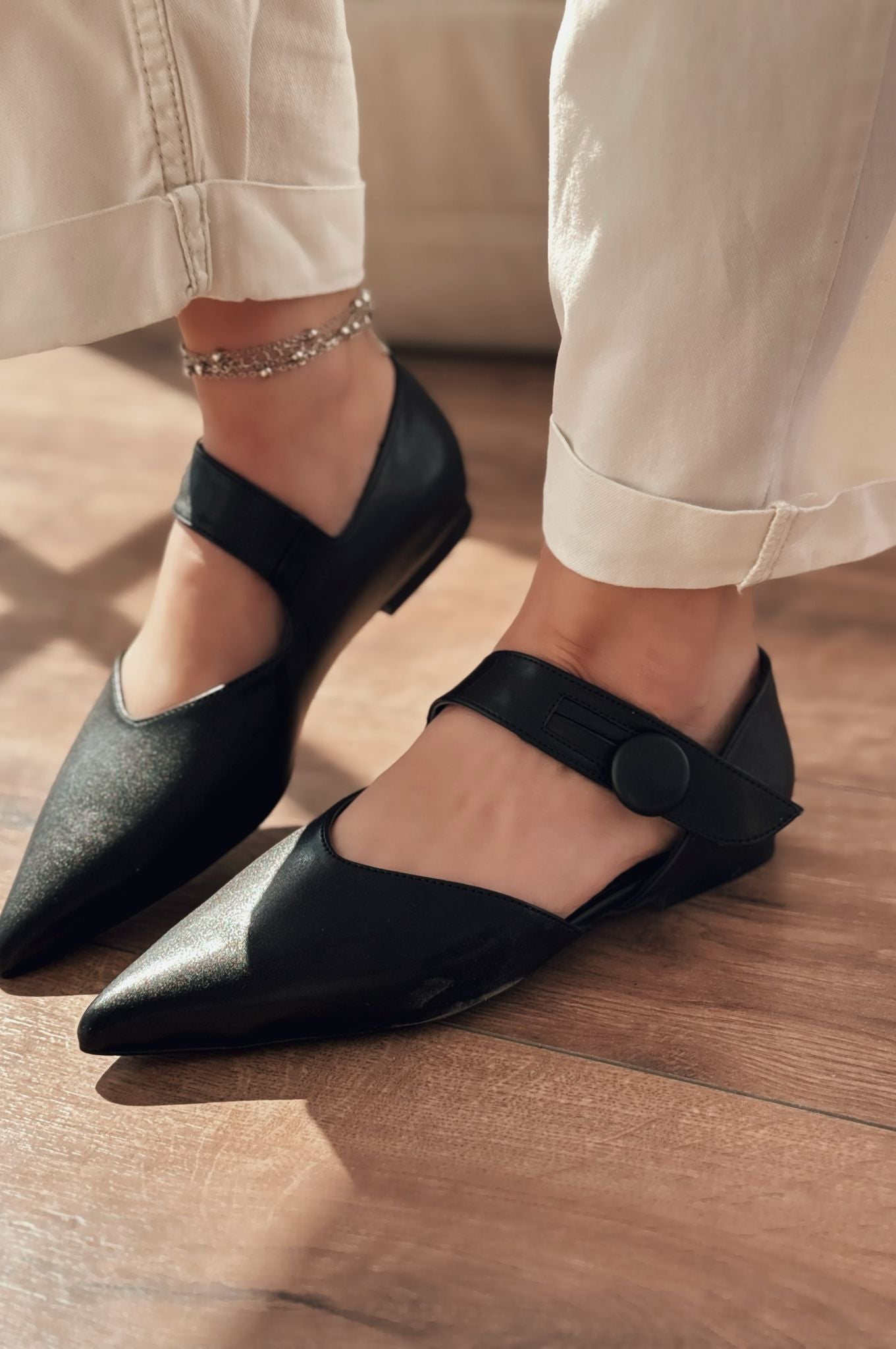 Peronsa Mat Deri Siyah Düğme Detaylı Babet - ILOVESHOES