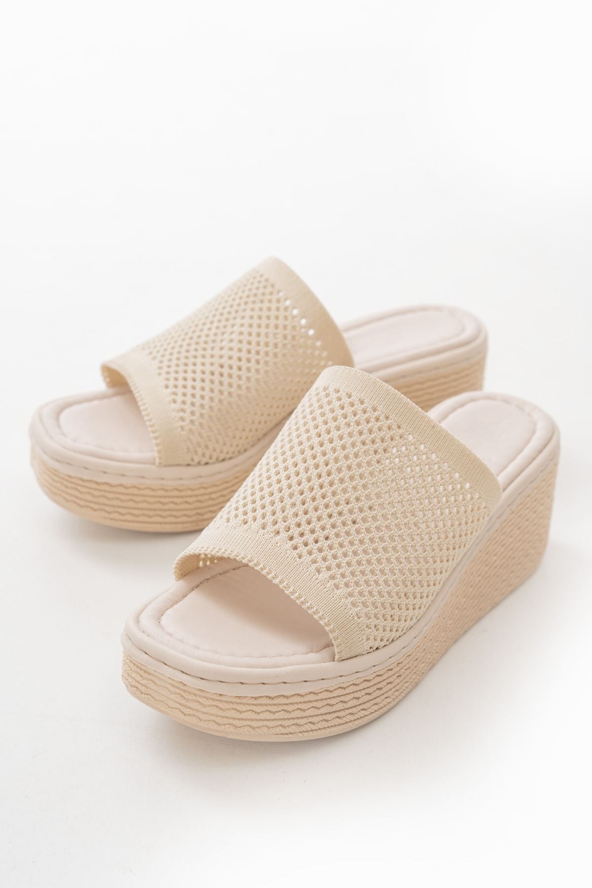 Seropa Triko Bej Dolgu Topuklu Terlik - ILOVESHOES