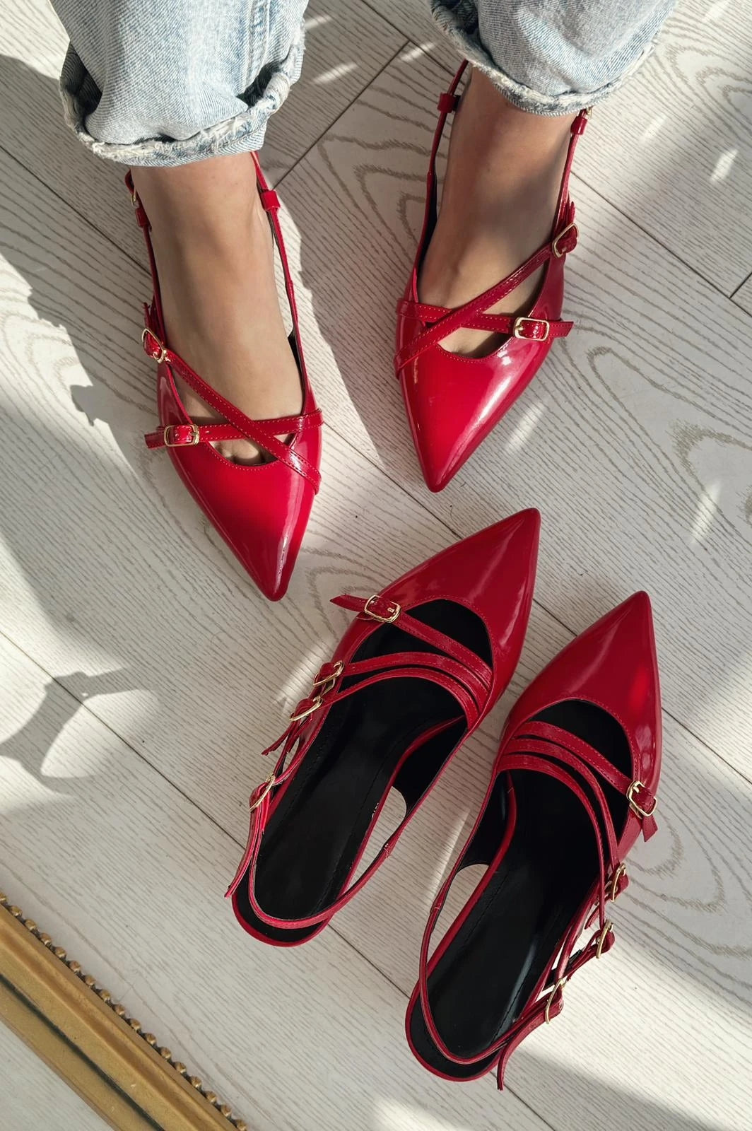 Pejox Rugan Toka Detaylı Kısa Topuklu Stiletto Kırmızı