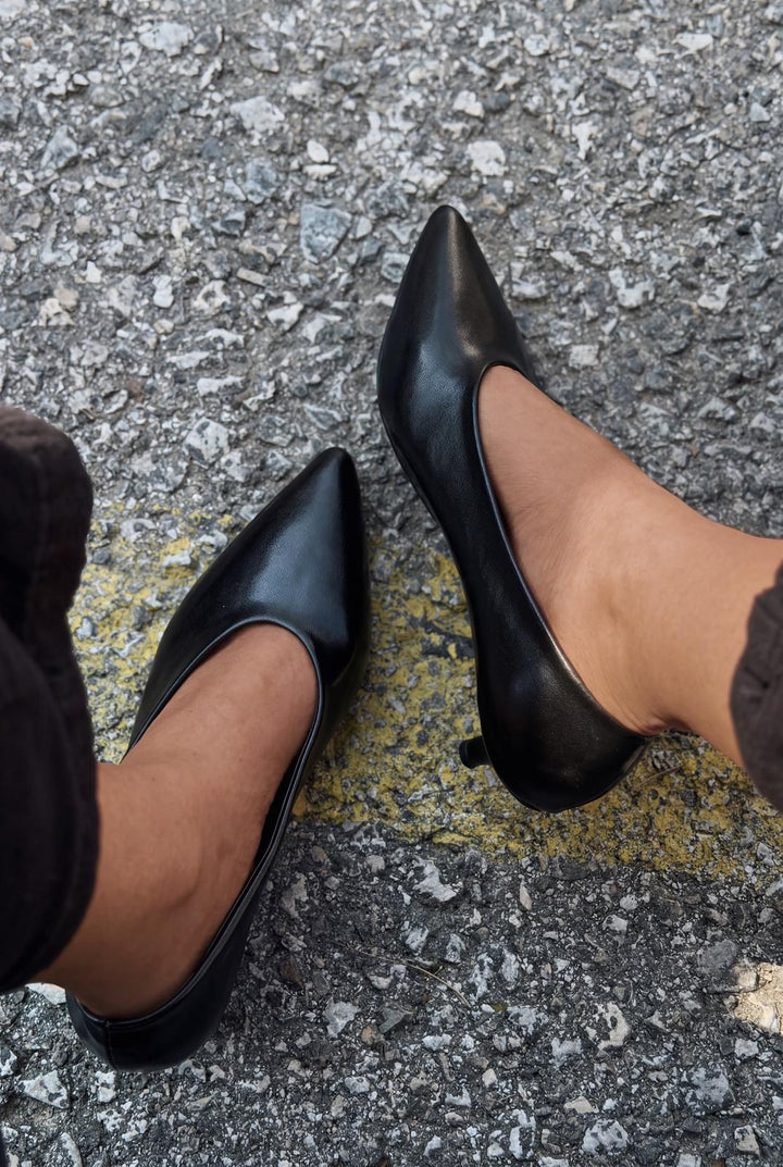 Seranis Stiletto Siyah Mat Deri - ILOVESHOES