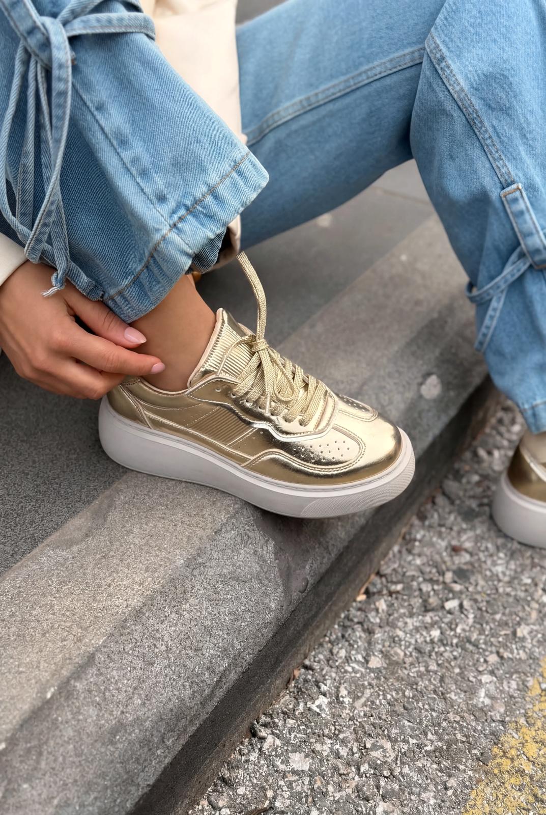 Larisa Kadın Spor Ayakkabı Gold Parlak Deri - ILOVESHOES